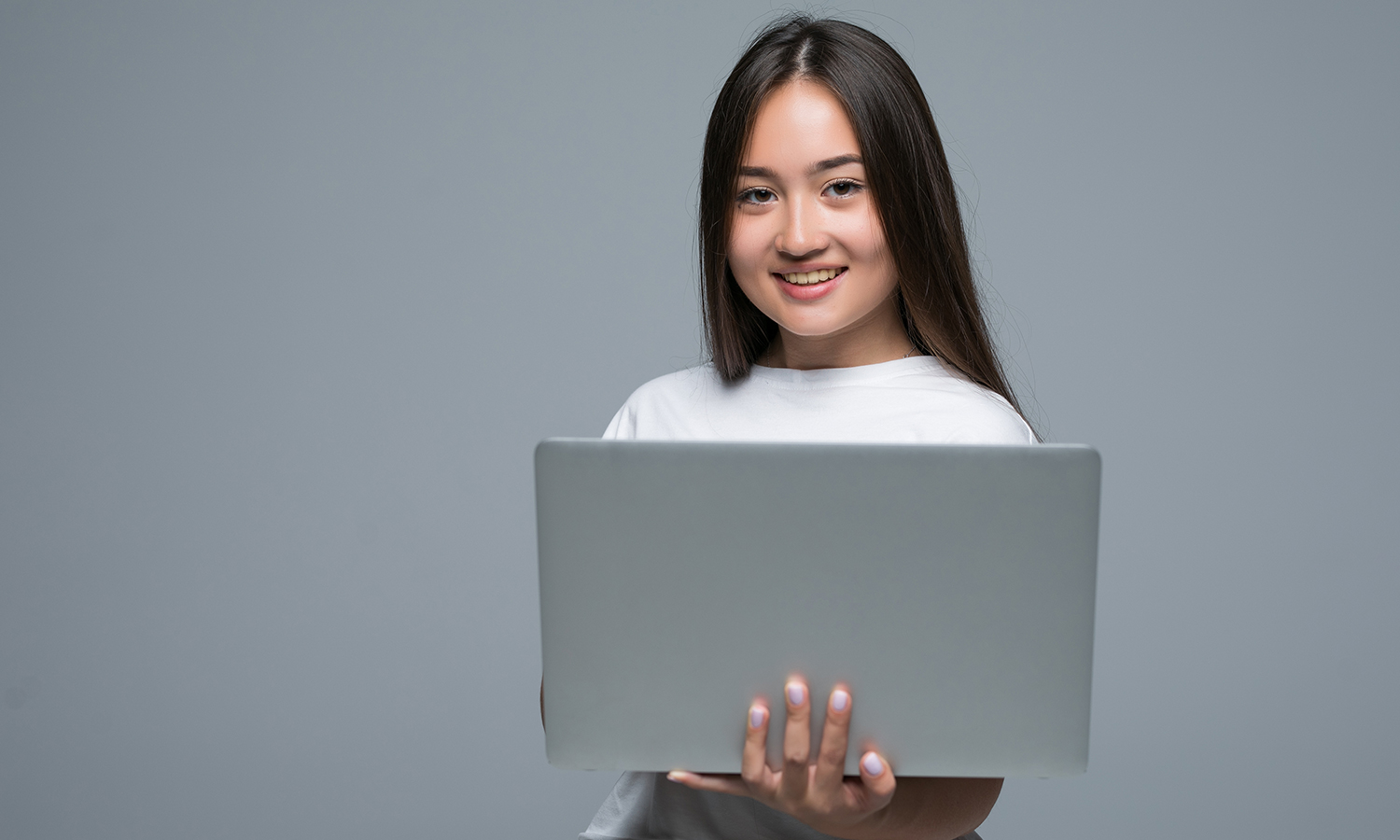 Tinggalkan Ribetnya Pindah Aplikasi: Satu Chat Platform untuk Semua
